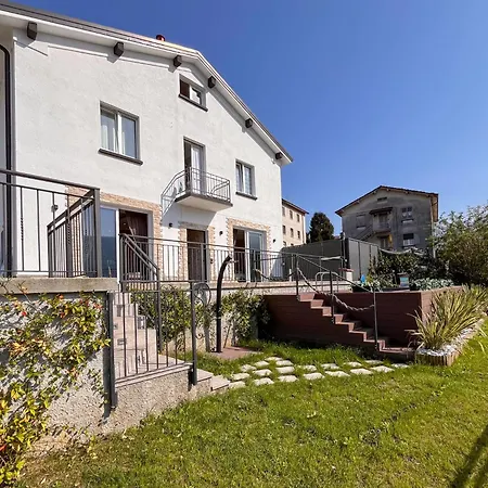 Lenis - Panoramic Pool Apartman *